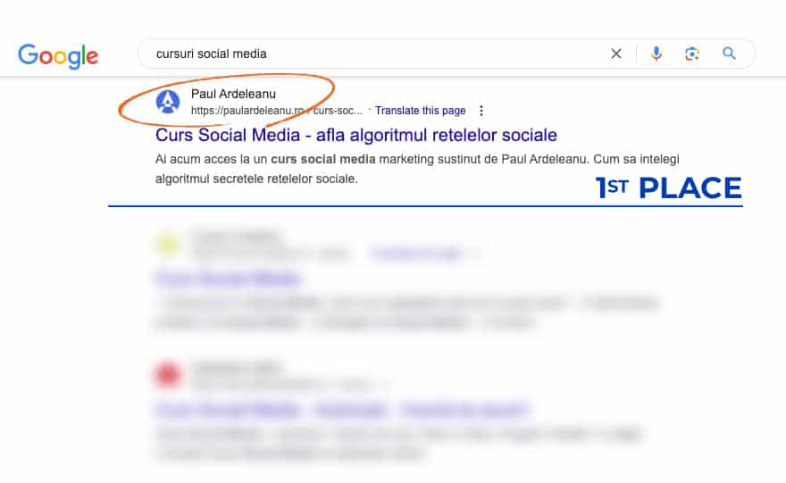 Rezultatele căutării Google pentru "cursuri social media" prezintă un link evidențiat pentru site-ul lui Paul Ardeleanu clasat pe primul loc, cu "LOCUL 1" scris &icirc;n dreapta.